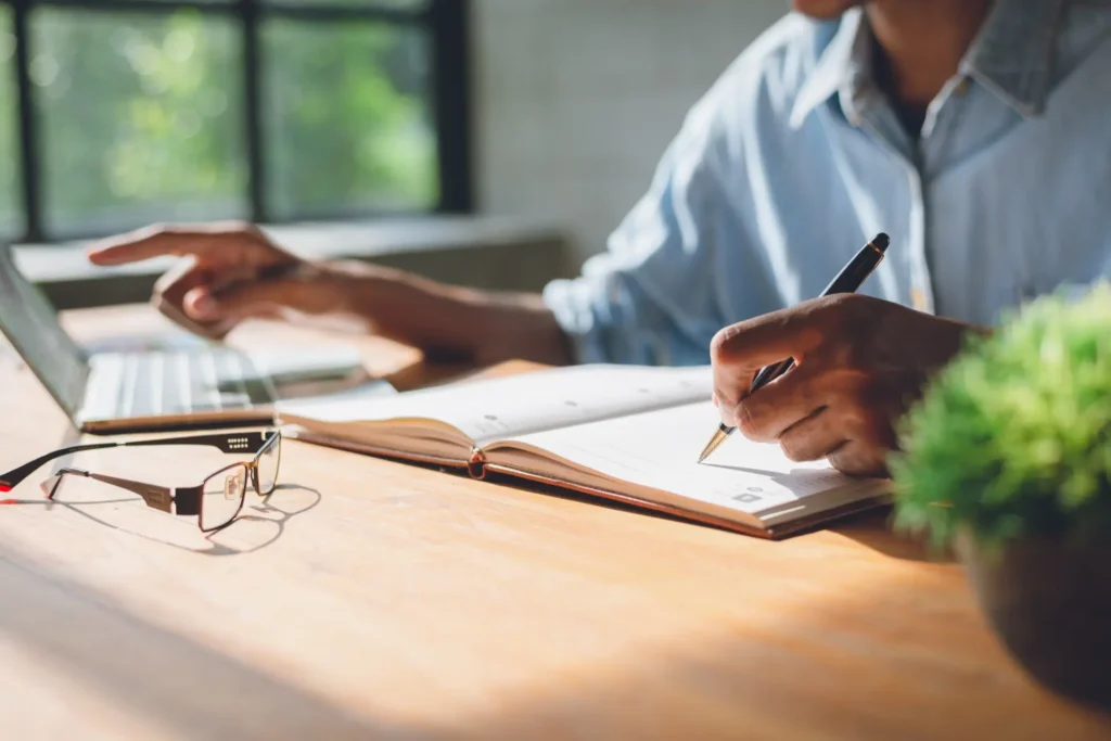 How Does Your Website Compare? A Simple Checklist for Small Businesses